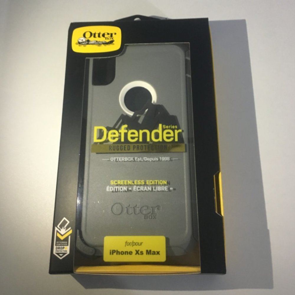 OTTERBOX Defender Series Rugged Case With Belt Clip For iPhone XS MAX